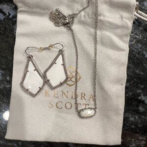 Kendra Scott Necklace & Earrings set